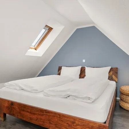 Lofts - Idyllische Maisonette-wohnungen Naehe Bergpark Wilhelmshoehe *